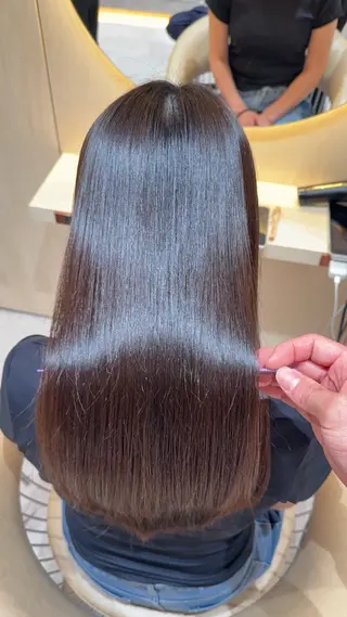 セミロング カラー レイヤー✨縮毛矯正 川村利幸のヘアスタイル
