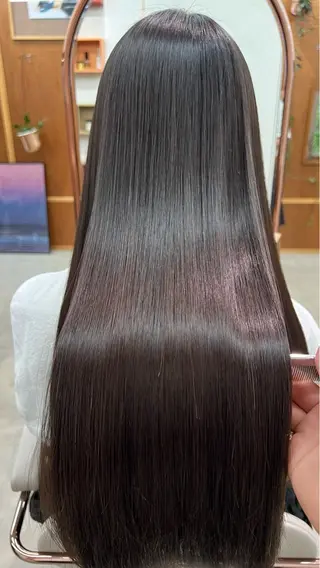 ロング 鶴井 美空のヘアスタイル
