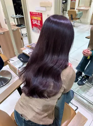 ロング カラー レイヤーカット🪽 𝐼𝐾𝑈𝑀𝐼のヘアスタイル