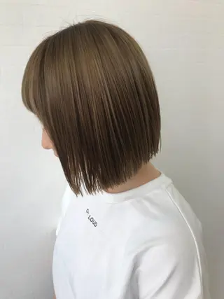 ショート カラー 💜ツヤヘアケア🩷 サトウシュンスケのヘアスタイル