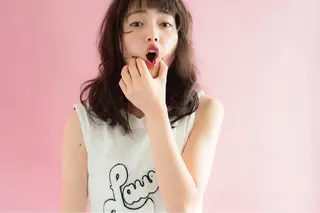 ミディアム カラー THREE byKEEPのヘアスタイル