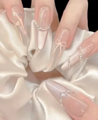ネイル Miu Miu 🎀 Nailのネイルデザイン