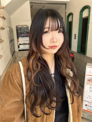 ロング ぱつっとボブ/Wカラ ー/ことこ🍒のヘアスタイル