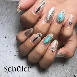 ネイル Schüler所属・野内 まきのネイルデザイン