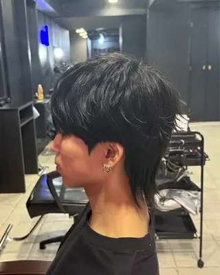 ミディアム パーマ メンズ 難波/メンズウルフ・ フェザーパーマ鶴田文のヘアスタイル