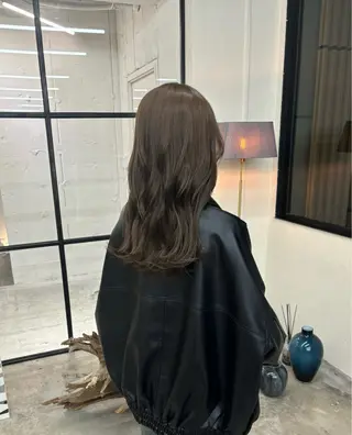 カラー Oto/soden所属・大本 こころのヘアスタイル