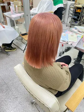 ミディアム カラー レイヤーウルフ エクステ磯部のヘアスタイル