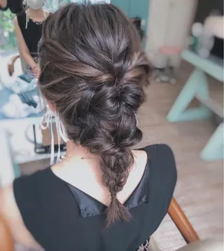 セミロング ヘアアレンジ Eleanor 自由が丘ANNEX所属・個室サロン/ヘアケア ヘッドスパ🌼万希のヘアスタイル