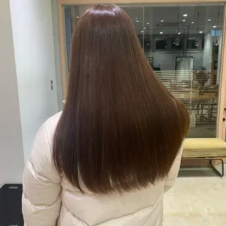 ロング fumi🪞血色感 アップ艶カラーのヘアスタイル