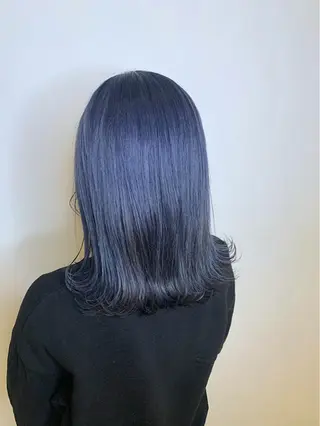 セミロング カラー KAGAMI HIROSHIのヘアスタイル