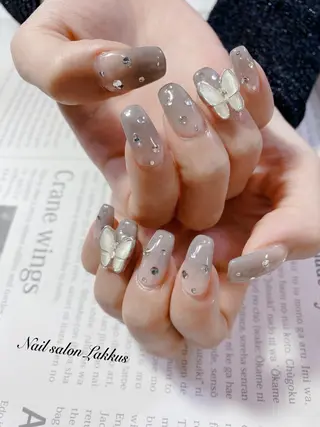 ネイル Lakkus T－CHIのネイルデザイン