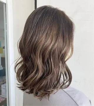 セミロング Chihiro .のヘアスタイル