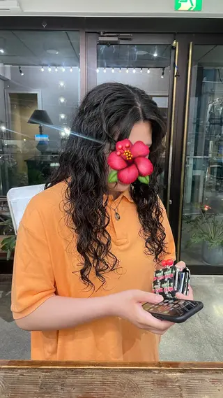 ロング パーマ 沼田 彩虹のヘアスタイル