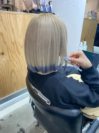 ショート カラー SALOWIN新宿三丁目【サロウィン】所属・レイヤー🔶髪質改善 🔶透明感カラー青木のヘアスタイル