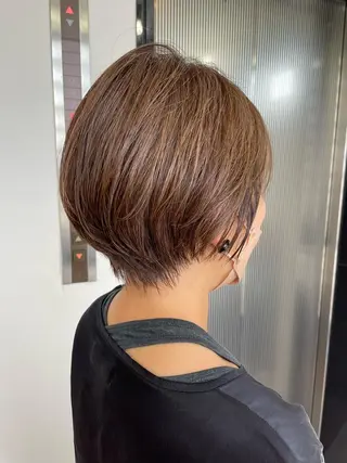 ショート カラー One By The Ect所属・ショート/脱白髪染め ☆宇﨑悠実のヘアスタイル