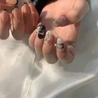 ネイル kana/モード ・グランジ໒꒱のネイルデザイン