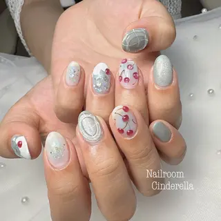 ネイル Nailroom. Cinderellaのネイルデザイン