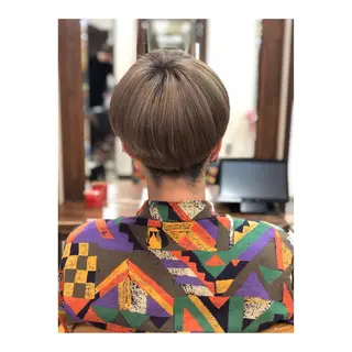 ショート カラー メンズ 白髪ぼかし脱白髪染め 大塚綾のヘアスタイル