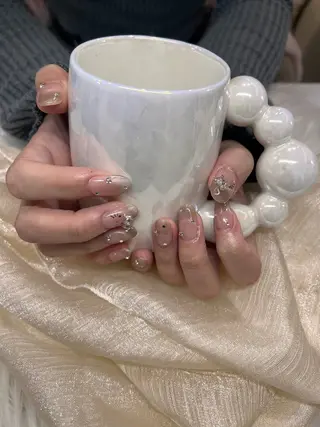 ネイル &ME シシのネイルデザイン