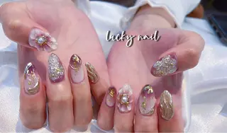 ネイル Lucky nail  小林和希のネイルデザイン