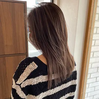 ミディアム カラー ヘアアレンジ 🎗秋山勇 /三宮指名No.1のヘアスタイル