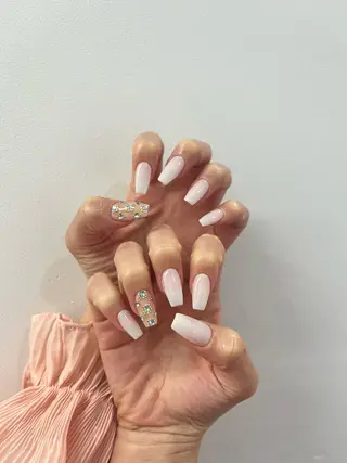 ネイル éclat-nail salon-所属・松本 ゆみかのネイルデザイン