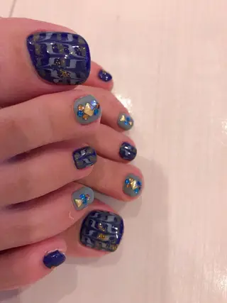 ネイル ネイル ティアラのネイルデザイン