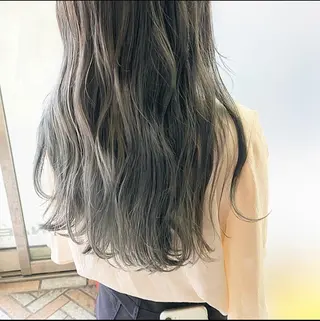 ロング カラー 滝本 里実のヘアスタイル