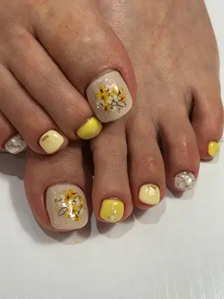 ネイル Nest 三田のマツエク・マツパデザイン