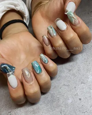 セミロング カラー ネイル beauty salon ma'am所属・chihiro 小路ネイルのネイルデザイン