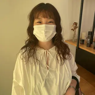 セミロング パーマ 髙橋奈緒子 ⭐︎newi京橋のヘアスタイル