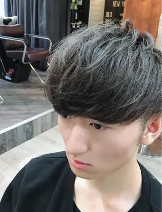 メンズ Lauburu  bat.hair渋谷2号店 【ラウブル バトヘアー シブヤ】所属・メンズ特化🔥 アサオカカズキのヘアスタイル