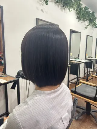 カラー nana by pique所属・石津 瑚々奈のヘアスタイル