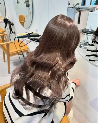 ロング カラー ayaka♡ 柔らかカラーのヘアスタイル