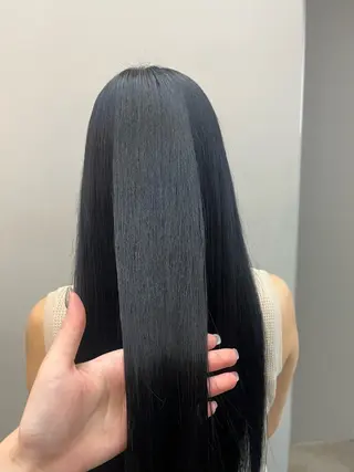 ロング カラー ROCCO east MIYOのヘアスタイル