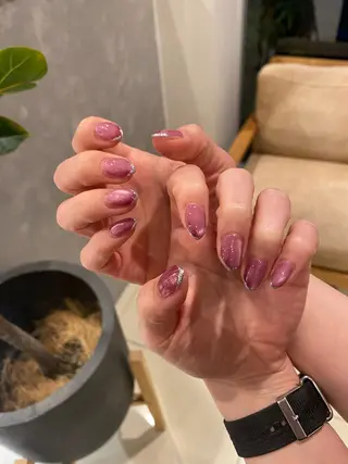 ネイル EARTH coiffure beaute 東松山店所属・町田 杏花のネイルデザイン