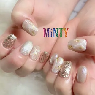 ネイル MiNTY NAIL所属・ひより MiNTY 船橋店のネイルデザイン