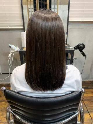 セミロング 透明感カラー🫧縮毛 矯正🪽izumiのヘアスタイル
