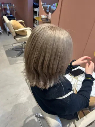 カラー 上場 健史のヘアスタイル