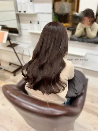 ロング 松島 綾子のヘアスタイル