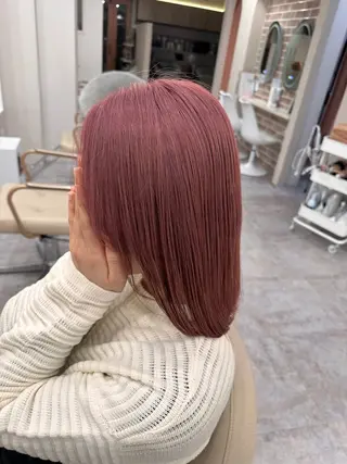 ミディアム ボブ、レイヤー、 ハイトーン、古淵のヘアスタイル