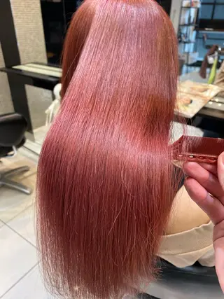 ロング カラー Lauburu渋谷 officialのヘアスタイル