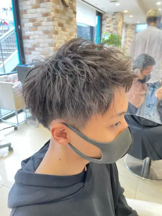メンズ IwAsh中山所属・✂︎中山ブリーチ・ パーマ✂︎露木智也のヘアスタイル