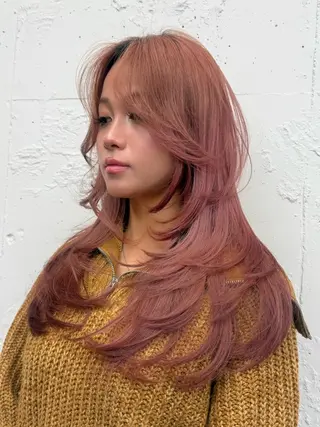 ロング RINA ブリーチ / 海外レイヤーのヘアスタイル