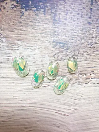 ネイル mano nella mano所属・mano nella manoのネイルデザイン