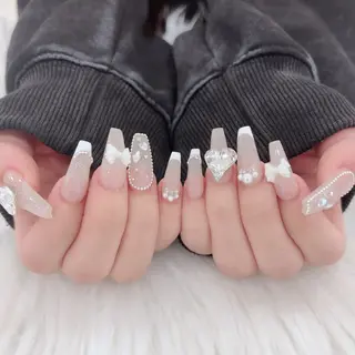 ネイル FLY NAIL&Eyelash Salon 梅田店所属・YUKI FUKUMARUのマツエク・マツパデザイン