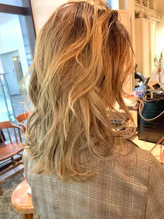 セミロング カラー メンズヘア/レイヤー /ボブ山内春輝のヘアスタイル