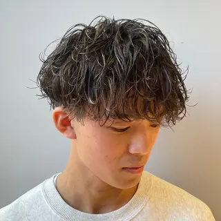 ショート パーマ メンズ Reginavita栄所属・パーマ×メッシュ/ 本日空き○/岡本一真のヘアスタイル