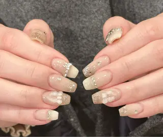 ネイル H&B 楊のネイルデザイン