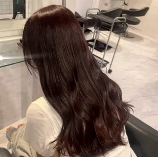 ロング カラー 🫧うる艶トレンド 🫧透明感カラーのヘアスタイル